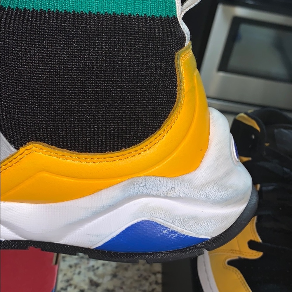 Champion Primary Color Size 4y - Picture 6 of 8